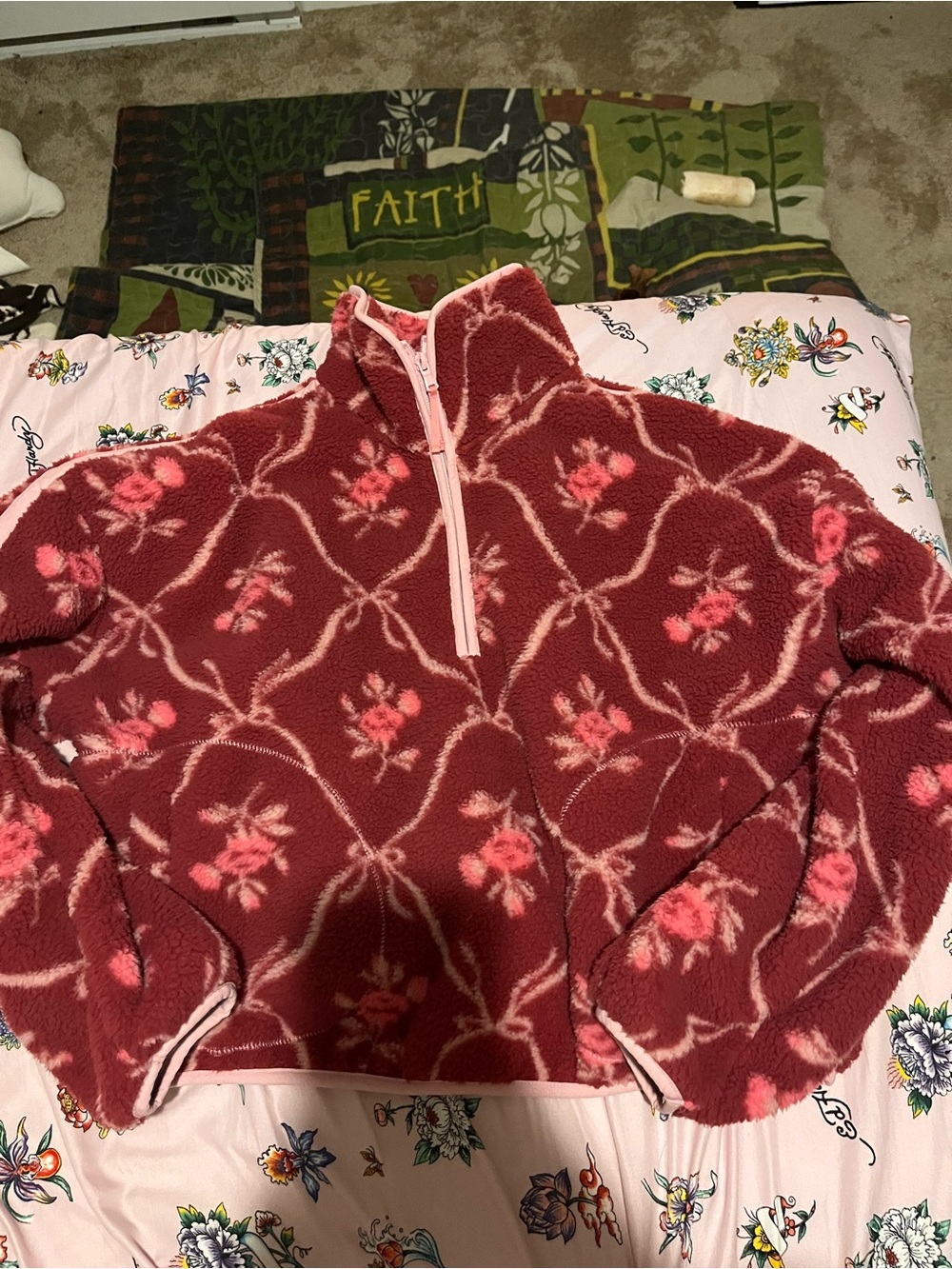 Old Navy Rose-Pattern Sherpa Quarter-Zip Pullover - Burgundy & Pink